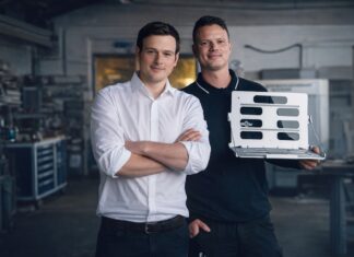 Ein Problem, das jeder kennt und trotzdem niemand löst NBH-Systems Produkte Techniker Arbeitsalltag Lösung founder team bild