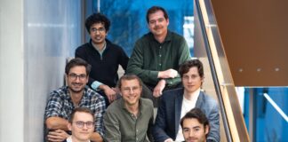 Startup baut Pilotfertigung für fehlerresistente Qubits auf Peak Quantum Quantenchips Quantencomputer Teambild @ Peak Quantum