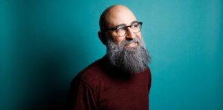 Boardrooms im Blindflug: Warum fehlende KI-Kompetenz Unternehmen teuer zu stehen kommen kann KI Governance EU AI Act Aufsichtsrat Risiko Peyman Pouryekta Portrait Fotograf- Peter Rigaud