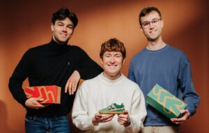 Schuhe, die einfach mitwachsen statt ersetzt zu werden?