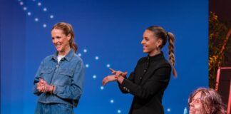 Weltweit erste mikrobiomfreundlich zertifizierte Sonnencreme: Sun Matters pitcht im Staffelfinale von „Die Höhle der Löwen“ Stella Hinderer (l.) und Karla Emcke präsentieren mit „Sun Matters“ einen Sonnenschutz der die Haut pflegt. Sie erhoffen sich ein Investment von 100.000 Euro für 20 Prozent der Firmenanteile. Bildcredits/Fotograf: RTL / Bernd-Michael Maurer
