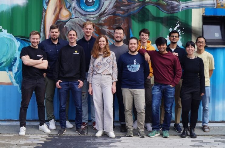 Omegga Seed Finanzierung 10 Mio Euro für KI Innovation Teamfoto omegga