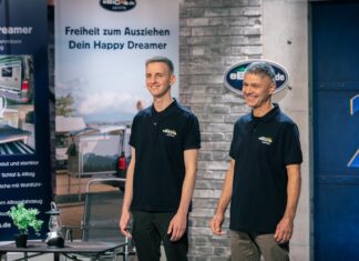 Was steckt hinter dem wachsenden Trend zu flexiblem Reisen und mobilen Lösungen? ebicos Camping Flexibilität bei 2 Minuten 2 Millionen Bildcredits/Fotograf: ebicos in 2 Minuten 2 Millionen Bildcredits / Fotograf: PULS 4 Gerry Frank