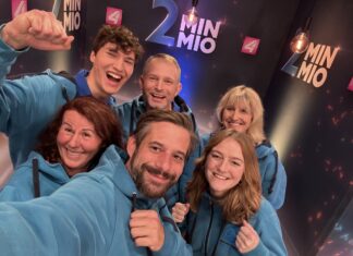 Was passiert, wenn Kinder lernen, dass alle im selben Boot sitzen? friedensflotte mirno more Flottenwoche Kinder Jugendliche behind the scene 2 Minuten 2 Millionen © friedensflotte mirno more