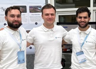 Wer zählt heute noch stundenlang Pläne von Hand? monco.ai Mengenermittlung Baustelle effizienter monco.ai teambild