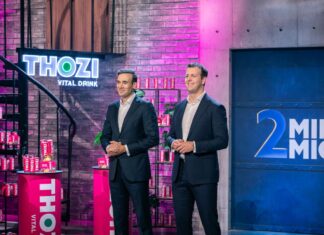 Was steckt wirklich hinter dem neuen Hype um gesunde Drinks? THOZI natürliche Inhaltsstoffe Drink bei 2 Minuten 2 Millionen Bildcredits/Fotograf: THOZI in 2 Minuten 2 Millionen Bildcredits / Fotograf: PULS 4 Gerry Frank