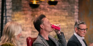 Dieser Pitch bringt die Investoren völlig aus dem Konzept 14. April 2026: 2 Minuten 2 Millionen Startups Bild THOZI 2 Minuten 2 Millionen Pitch Bildcredits/ Fotograf PULS 4 Gerry Frank