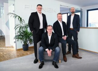 Wie trifft man bessere Entscheidungen, wenn plötzlich alle Daten da sind? FlyNex Drohnen Infrastruktur Plattform Analyse Bild: von links nach rechts: Christian Caballero, Holger Dirksen, Andreas Dunsch und Michael Petrosjan. Bildrechte: © FlyNex GmbH
