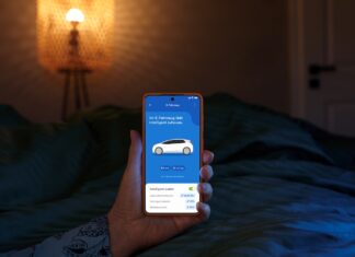 EnBW Strom FlexBonus erleichtert Laden zuhause und unterwegs EnBW Strom FlexBonus für E Autos Bild Verlässlichkeit und Planbarkeit aus einer Hand: Das vernetzte Angebot der EnBW für Privatkund*innen wächst weiter. Der neue Stromtarif EnBW Strom FlexBonus ist für Haushalte mit E-Auto ohne Smart Meter. (Bild: EnBW)