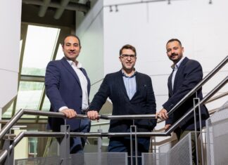 Stehen wir vor einem Wendepunkt der Technologieentwicklung CCRAFT photonische Chips mit TFLN CCRAFT SA