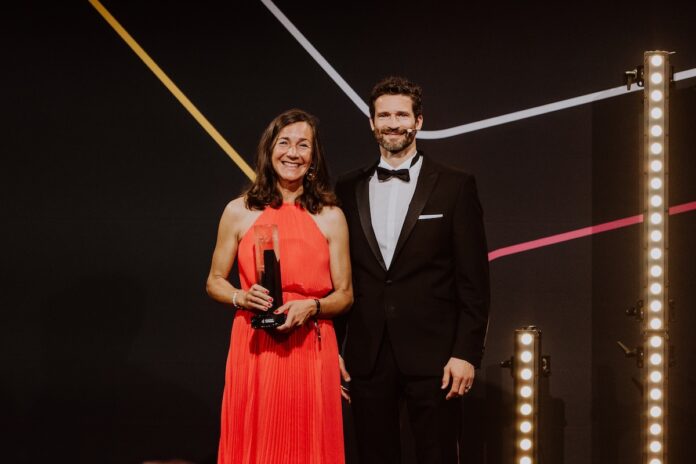 Der Deutsche Startup Award 2026 geht an Prof. Dr. Pia Wülfing für ihr Engagement gegen Brustkrebs und die App PINK! Coach.