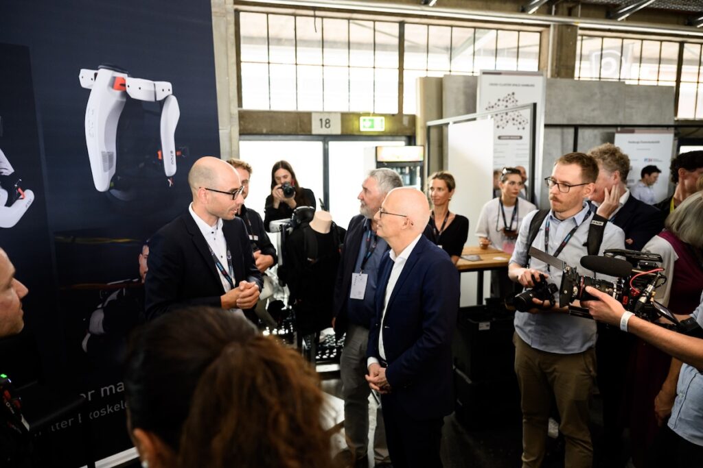 Der Hamburg Innovation Summit 2026 bringt Startups, Forschung und Unternehmen zu KI, Quantencomputing und Innovation zusammen.