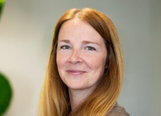 David gegen Goliath: Wie junge Unternehmen ohne Markenmacht in KI-Systeme kommen KI Systeme Sichtbarkeit Start ups Inhalte nutzen Magdalena Mues Bildcredits/Fotografin: Melanie Hauke