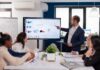 Pitch Deck 2026: Inhalte, Struktur und Investor Readiness Pitch Deck 2026: Welche Inhalte Investoren 2026 erwarten und warum Profitabilität, KI-Moat und Unit Economics entscheidend sind.