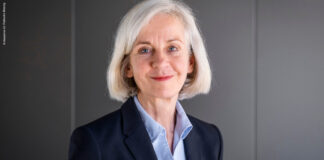 Ausgebremste Demokratie: Warum sich Deutschland nicht mehr sicher anfühlt Sicherheit, Politik und Menschen im Wandel. Bild Prof. Dr. Ursula Münch Direktorin der Akademie für Politische Bildung u.a. Mitglied im Kuratorium der Gesellschaft für Sicherheitspolitik e.V. und Wissenschaftlichen Beirat der Bundeszentrale für politische Bildung (bpb) © Akademie für Politische Bildung Tutzing