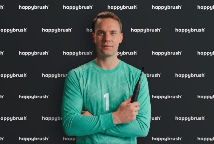 Manuel Neuer steigt bei happybrush ein happybrush Manuel Neuer @happybrush