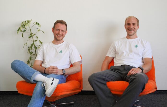 odacova Plattform Betriebskantinen erhält Investment Bild: odacova Founder Team (Robin Wiebusch, li., Timo Sievernich, re.)