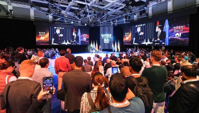GITEX AI EUROPE 2026: Deutschland setzt auf KI Bild: Die GITEX AI EUROPE 2026 ist Europas branchenübergreifendes Technologieevent und findet vom 30. Juni bis 1. Juli 2026 auf dem Gelände der Messe Berlin statt. Bildrechte: GITEX AI EUROPE