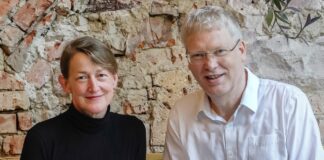 Digitale Autorität von HelloTwin für Unternehmen Elizabeth Morgan und Kay Iversen @ HelloTwin
