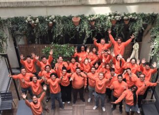 Mendo treibt KI Adoption in Unternehmen voran Team Foto