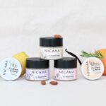 Wasserfreie Naturkosmetik mit Ceramiden, Q10 und Arnika Wasserfreie Naturkosmetik von NICAMA