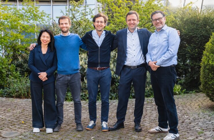 DeepIP übernimmt PatentMaker für Patent KI Bild Foto: Mitgründer von DeepIP und PatentMaker  Von links nach rechts: Edouard d'Archimbaud, Mitgründer & CTO von DeepIP; Celia Jinlan Wei, Mitgründerin & Geschäftsführerin von PatentMaker; François-Xavier Leduc, Mitgründer & CEO von DeepIP; Dr. Matthias Hofmann, Mitgründer von PatentMaker.
