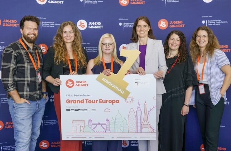 Heuwind Lagertechnik gewinnt Bundesfinale mit Heu-Lagersystem Bild Platz 1 Heuwind Bildcredits JUGEND GRÜNDET