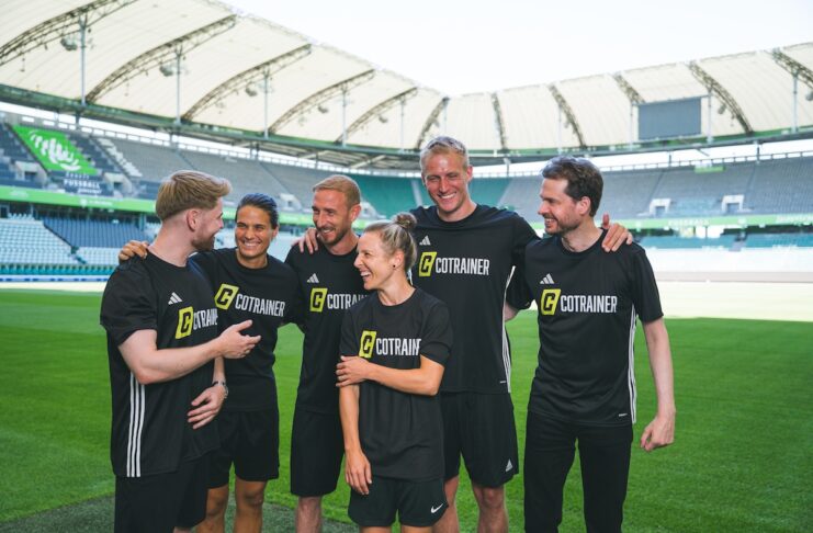 Amateurfußball: CoTrainer und Fußballvereine im Fokus Bild Teamfoto Bildcredits: CoTrainer (Fussballetics GmbH)