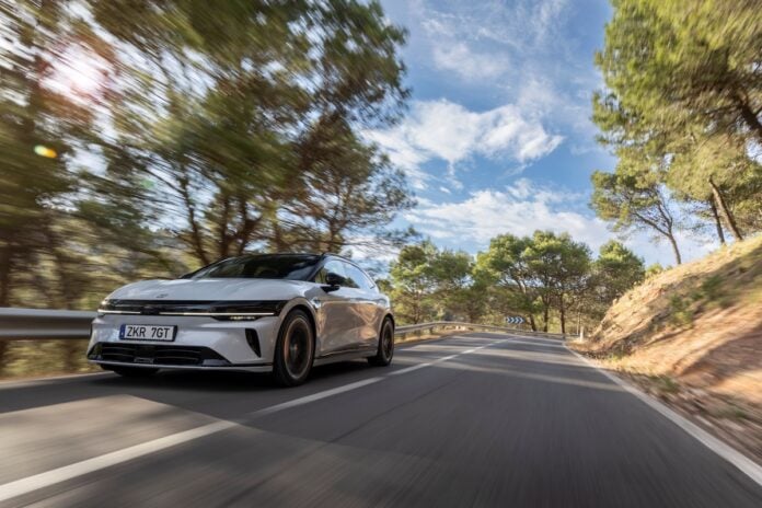 Zeekr7GT_GlacierSilver_ 0075 Zeekr 7GT startet in Europa mit 655 km Reichweite