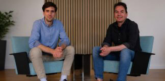 Zelara erhält 3 Millionen Euro für KI Plattform im Lifecycle Marketing Lifecycle Marketing: Zelara lernt aus Kundeninteraktionen Bild links: Nikolas Schriefer, rechts: Björn Heckel Bildcredits Zelara