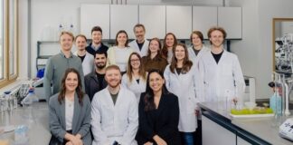 hey mela: Veganer Schwangerschaftstest für mehr NachhaltigkeitPhaeosynt fotograf kevin münkel