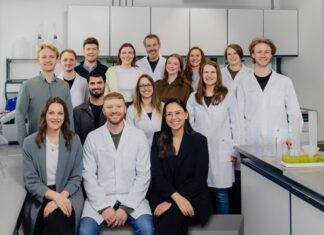 hey mela: Veganer Schwangerschaftstest für mehr NachhaltigkeitPhaeosynt fotograf kevin münkel