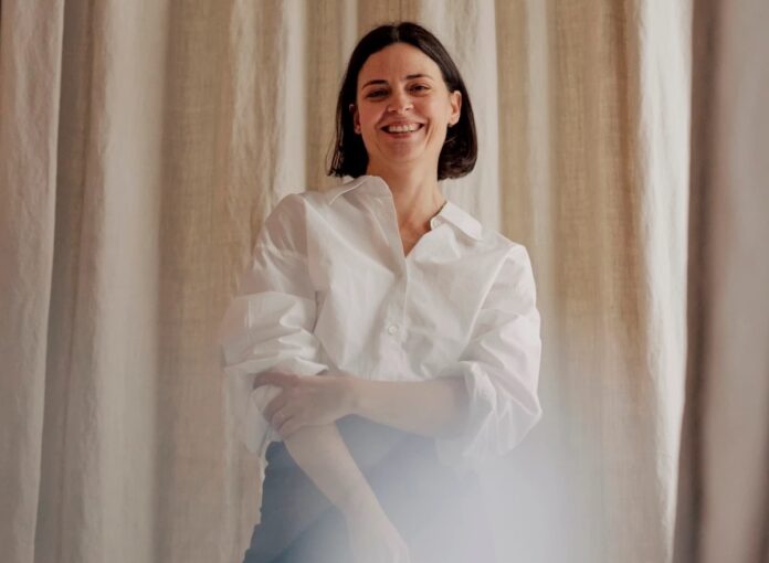 rayne Disc: Komfort und Innovation für die Periode Gründerin Ramona Schwarz. Joël Hunn