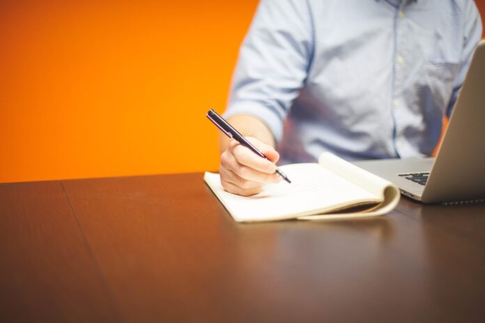 startupstockphotos-entrepreneur-593378_1280 MUT 2026: Gründungspreis NRW für Gründerinnen und Gründer Image by StartupStockPhotos from Pixabay
