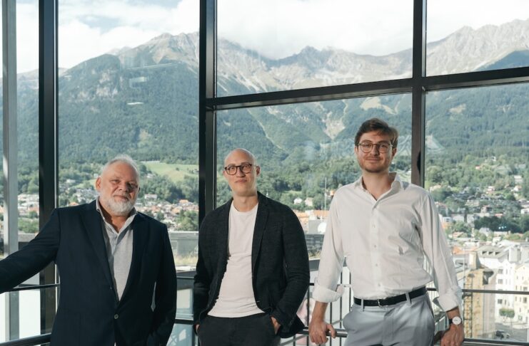 IMPROIC®: Implantate und Implantatpflege im Fokus v.l.n.r. DDr. Gert Grubwieser, Lukas Grubwieser, Lukas Prenner Bildcredits/Fotograf: IMPROIC® / Florian Scheible