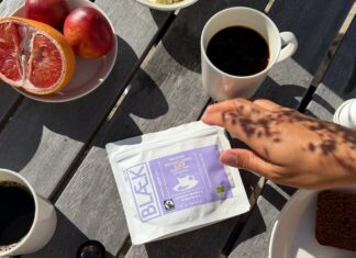 BLÆK Decaf: Instant Kaffee ohne Koffein BLAEK Decaf Mood