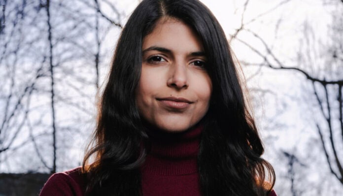 Freiheit im Iran: Daniela Sepehri im herCAREER Gespräch Bild Daniela Sepehri Freie Journalistin und Menschenrechtsaktivistin mit iranischen Wurzeln © Nassim Rad