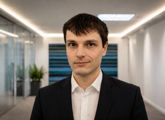 DentalAce: KI-Plattform für moderne Zahnarztpraxen Emil Nedev CEO und Gründer