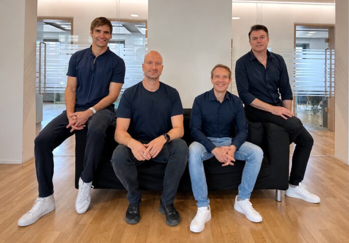 Marktplatzmanagement: Valuezon und metoda bündeln Kompetenzen Die vier Geschäftsführer der neuen Averest Consulting GmbH: Dr. Hanno Deyle, Robert Schmidtke, Stefan Bures, Frieder Kuhn Geschäftsführer Averest