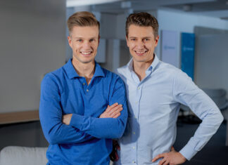 Holidu übernimmt Gites.com: Ferienhausportal wächst in Europa Bild Johannes Siebers (CEO) und Michael Siebers (CTO), Mitgründer von Holidu (von links nach rechts). Bildnachweis: Renate Forster.