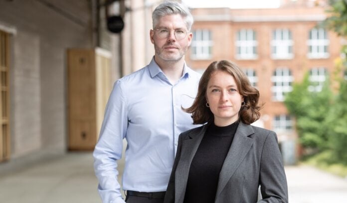 MAIA: KI-Plattform für Unternehmen sichert sich Millionen Gründerbild rechts Carolin Maier links Mathias Jakob Bildcredits Fotograf: MatthiasEimerFotografie