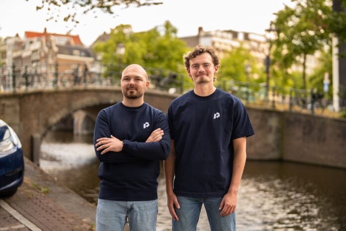 Promptwatch_Founder_fltr_Klaas Foppen_Gijs de Groot_(c)JordiSloots_TheCreatorsHub Promptwatch Founder v.l.n.r. Klaas Foppen und Gijs de Groot Bildcredits: Jordi Sloots/TheCreatorsHub Promptwatch: Bessere Sichtbarkeit in der KI-Suche
