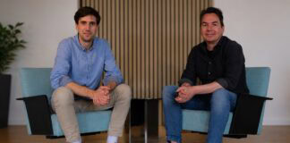 Zelara: CRM für Kunden mit KI neu gedacht Bild links: Nikolas Schiefer, rechts: Björn Heckel Bildrechte: Zelara