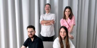 frauwenk begleitet KI Palooza für Industrie und Mittelstand Bildunterschrift (v. l. n. r.): Omer Madani (Co‑Founder KI Palooza), Alexander Becker (Chief of Storytelling & Media Strategy, frauwenk; im Hintergrund), Miriam Graf (Chief of Strategy & Client Services, Regional Director Berlin, frauwenk), Claudia Bechstein (Co‑Creator KI Palooza); Fotografin: Katharina Waterkamp