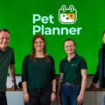 PetPlanner: Wie die Plattform Tierbesitzer und Dienstleister zusammenbringt PetPlanner: Dienstleister für Tierbesitzer finden Bild: v.l.n.r. Marc Dierichsweiler (Gründer), Louisa Reschenberg (Marketing Managerin), Vivien Dierichsweiler (Gründerin und Geschäftsführerin), Alexander Vinnai (Gründer). Bildcredits/Fotograf: Julius Dierichsweiler