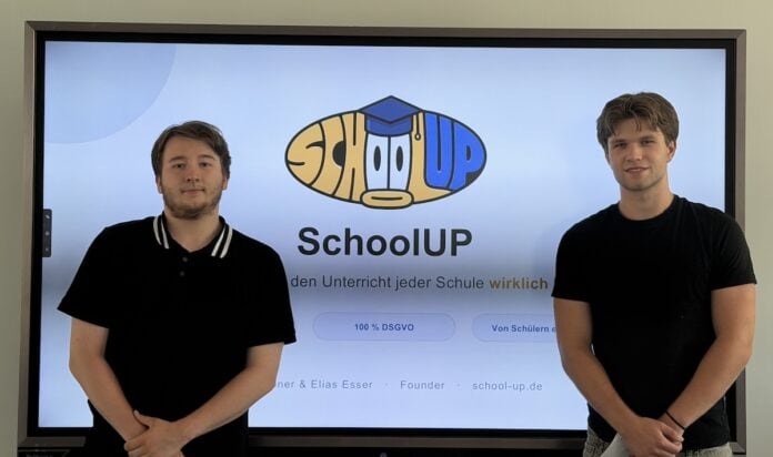 SchoolUP: KI für Schulen und modernes Lernen Sven Hübner und Elias Esser