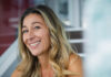 Nervensystem, Stimme und Kiefer: Wie Gründer mit körperlicher Präsenz besser mit Druck umgehen und bewusster in den Arbeitstag starten.Renée Ambarees Isermann, Gründerin von Yoga4Face®. Foto: Anja Schnell