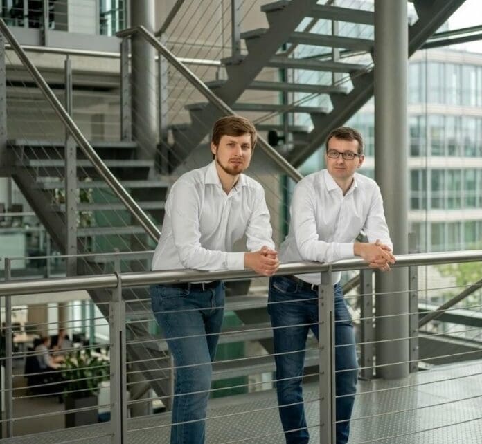 © FlyPix AI FlyPix AI: Künstliche Intelligenz für Erdbeobachtung FlyPIx AI Founder Team Bild