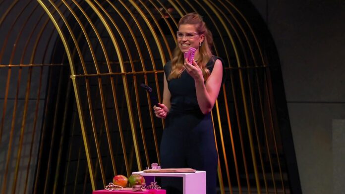 ivyclip: Haarklammer in der Höhle der Löwen Bild Leonie Neisinger, Gründerin von ivyclip Foto: RTL