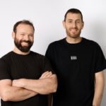 Loora sichert sich 22 Millionen US-Dollar für KI-Englischtutor Loora Finanzierungsrunde: 22 Millionen Dollar für KI-Tutor Bild Loora Founder Roy Mor and Yonti Levin Credits Loora